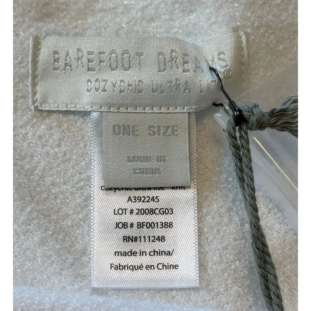 Barefoot Dreams CozyChic Ultralite Ocean Breeze Poncho Ombre Soft Violet NWT